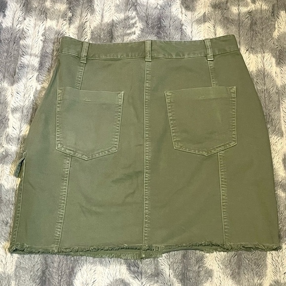 ZARA Mini Cargo Skirt Size Small - Picture 5 of 7